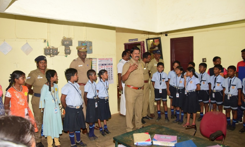 குருகுலம் பள்ளி மாணவர்களுக்கு விழிப்புணர்வு