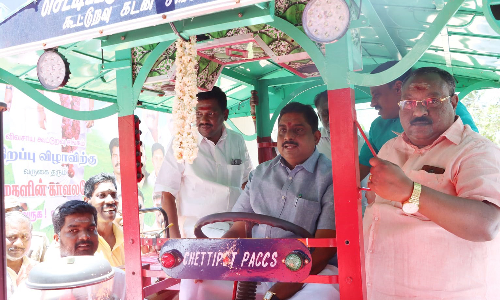 பயனாளிகளுக்கு நலத்திட்ட உதவிகள்  அமைச்சர் நமச்சிவாயம் வழங்கினார்