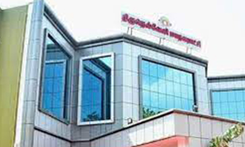 நெல்லை மாநகராட்சி அலுவலகத்தில் தூய்மை பணியாளர்களுக்கு செஸ் ஒலிம்பியாட் விழிப்புணர்வு போட்டி