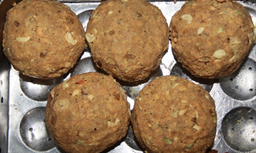 திருப்பதியில் லட்டு தயாரிக்க ஆஸ்திரேலியா, சுவிட்சர்லாந்தில் இருந்து நவீன எந்திரம் வாங்க முடிவு