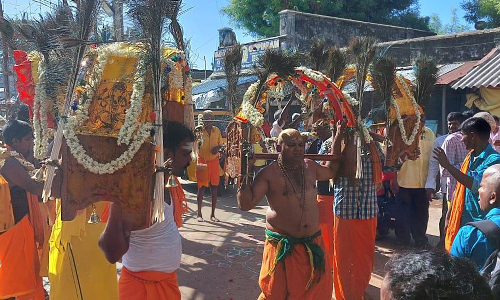 திருத்தணி முருகன் கோவிலில் ஆடிக்கிருத்திகை விழா தொடங்கியது: பக்தர்கள் குவிந்தனர்