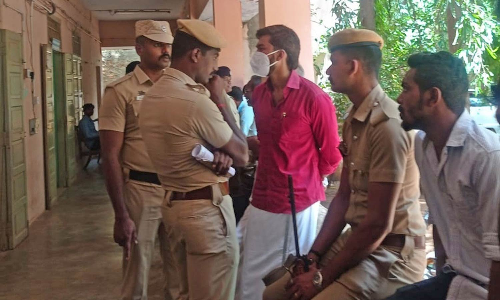 பெண் கொடுத்த ஆபாச பட புகார்- நாகர். கோர்ட்டில் காசி ஆஜர்