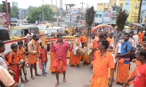 2 ஆண்டுகளுக்கு பிறகு வேலூரில் காவடி பக்தர்கள் ஊர்வலம்