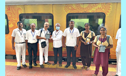பயண சீட்டு சோதனை செய்ய கையடக்க கருவிகள் அறிமுகம்