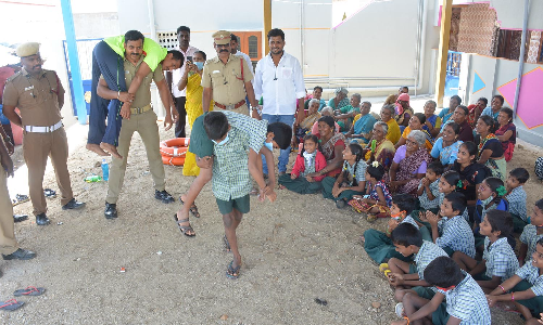 விபத்து அசம்பாவிதங்களை தடுக்க  மழைகாலங்களில் பெண்கள் ஆற்றில்  துணி துவைக்க செல்வதை தவிர்க்க வேண்டும்
