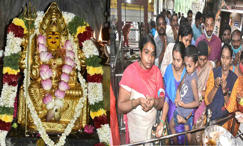 அம்மன் கோவில்களில் பக்தர்கள் சாமி தரிசனம்