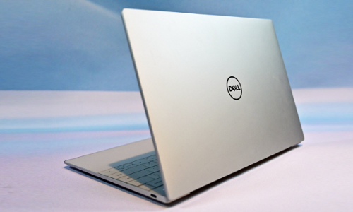 4K டிஸ்ப்ளே உடன் கூடிய விலையுயர்ந்த லேப்டாப்பை இந்தியாவில் அறிமுகம் செய்தது டெல் நிறுவனம்