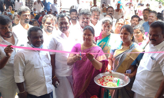 ஊரப்பாக்கம் ஊராட்சியில் புதிய ரேஷன் கடை திறப்பு ஊரப்பாக்கம் ஊராட்சியில் புதிய ரேஷன் கடை திறப்பு