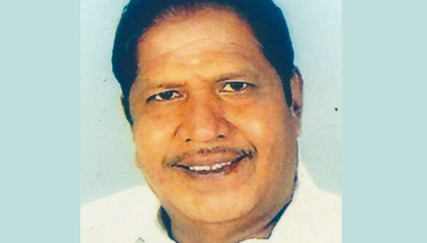 கலைஞரை காதலியாக்கி கண்ணதாசன் எழுதிய சேலம் கவியரங்கத்துக் கவிதை கலைஞரை காதலியாக்கி கண்ணதாசன் எழுதிய சேலம் கவியரங்கத்துக் கவிதை