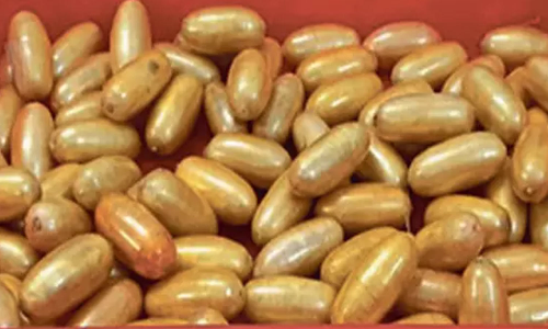 சென்னை விமான நிலையத்தில் ரூ.8¾ கோடி மதிப்புள்ள ஹெராயின் பறிமுதல்