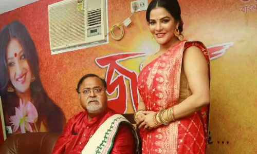 ஆசிரியர் நியமன ஊழல்: நடிகை வீட்டில் சிக்கிய ரூ.20 கோடி... மேற்கு வங்காள மந்திரி அதிரடி கைது