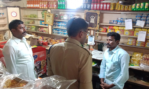 திண்டிவனத்தில் பேக்கரி கடையை உடைத்து  துணிகர கொள்ளை