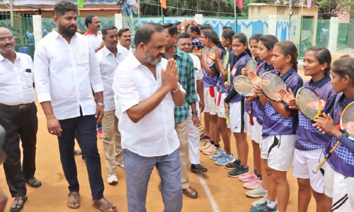 திருவொற்றியூரில் தென் மண்டல தேசிய பூப்பந்தாட்ட போட்டி- கே.பி.சங்கர் எம்.எல்.ஏ. தொடங்கி வைத்தார்