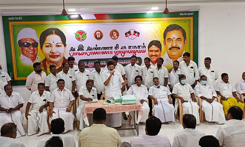 கடலூரில் தி.மு.க. அரசை கண்டித்து நடைபெறும் ஆர்ப்பாட்டத்தில் பெருந் திரளாக கலந்து கொள்ள வேண்டும்: முன்னாள் அமைச்சர் எம்.சி. சம்பத் பேச்சு