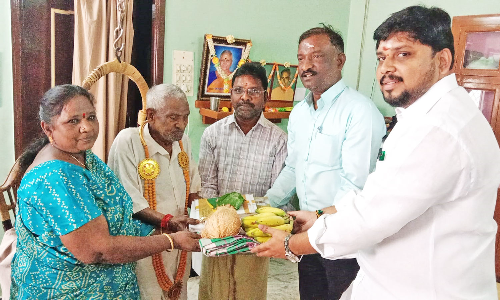 சுதந்திர போராட்ட தியாகிகள் கவுரவிப்பு