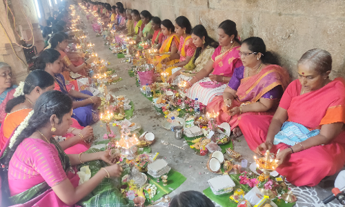 சோழீஸ்வரர் கோவிலில் திருவிளக்கு பூஜை