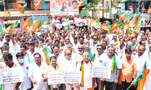 மின் கட்டண உயர்வை கண்டித்து ஆர்ப்பாட்டம்