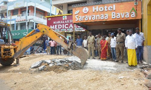 கிருஷ்ணகிரியில்  ஆக்கிரமிப்புகள் அகற்றம்