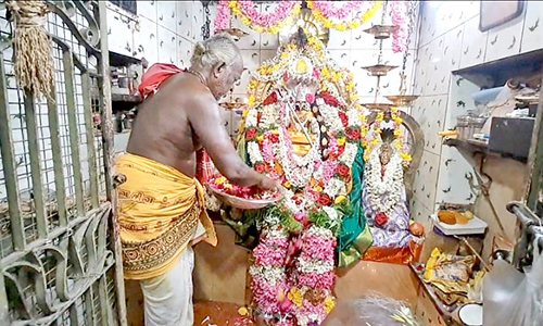 கோவிலில் ஆடி திருவிழா