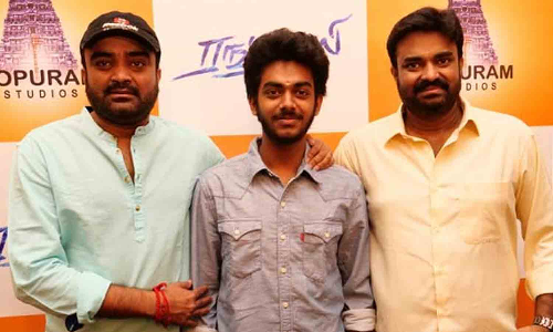 ரங்கோலி படத்தின் படப்பிடிப்பு நிறைவு.. கேக் வெட்டி கொண்டாடிய படக்குழு