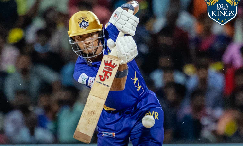 சுரேஷ்குமார் அதிரடி - நெல்லை அணி வெற்றி பெற 178 ரன்களை இலக்காக நிர்ணயித்தது கோவை அணி