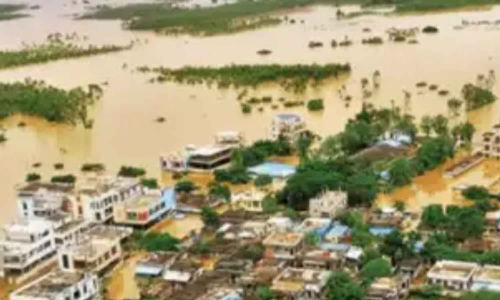தெலுங்கானாவில் மழை வெள்ளத்தால் ரூ.1,400 கோடி சேதம்- மீண்டும் 5 நாட்கள் கனமழை எச்சரிக்கை
