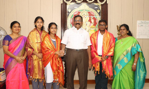 விவேகானந்தா வித்யா பள்ளி 100 சதவீத தேர்ச்சி பெற்று சாதனை