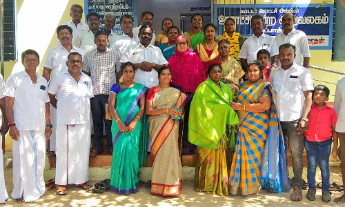 கடையம் ஊராட்சி ஒன்றிய பஞ்சாயத்துகளில் 75-வது சுதந்திர தினவிழாவில் கல்வெட்டுகள் அமைத்து கொடியேற்ற முடிவு