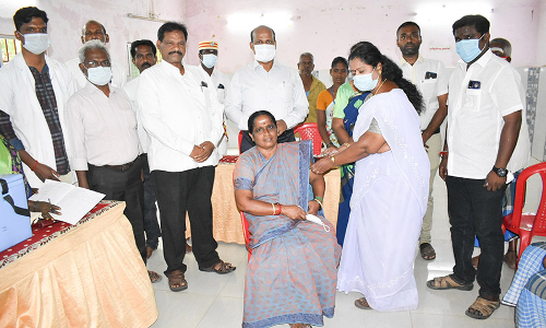 கடலூர் மாவட்டத்தில்   3,753 இடங்களில்   கொரோனா தடுப்பூசி முகாம்