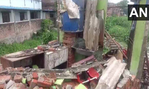 பீகார் தொழிலதிபர் வீட்டில் வெடி பொருள் வெடித்து பயங்கர விபத்து- 6 பேர் உயிரிழப்பு