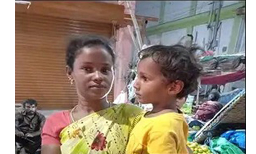 வீட்டில் இருந்து வழி தவறி வெளியே சென்ற‌ குழந்தை மீட்பு