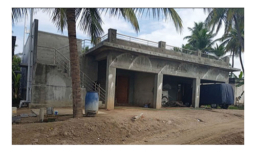 மத்தூர் அருகே துணிகரம்:  தனியார் பஸ் கண்டக்டரின் வீட்டில் கொள்ளை-  இருசக்கர வாகனத்தையும் விட்டு வைக்கவில்லை