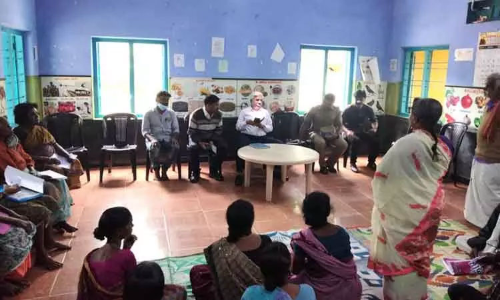 பழங்குடியினருக்கு சிறப்பு குறைதீர்க்கும் முகாம்