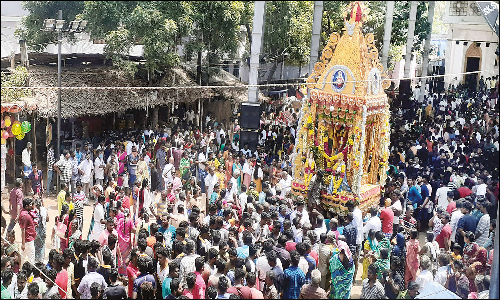 ஸ்ரீவைகுண்டம் புனித சந்தியாகப்பர் ஆலய தேர் பவனி: திரளான கிறிஸ்தவர்கள் பங்கேற்பு