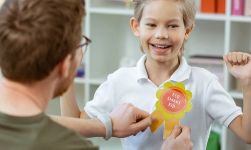 விருதுகள் குழந்தைகளுக்கு ஊக்கமும் உற்சாகமும் தருமா?