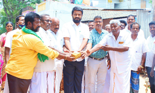 ரூ.36 லட்சம் செலவில் மேம்பாட்டு பணி -  செந்தில்குமார் எம்.எல்.ஏ., தொடங்கி வைத்தார்