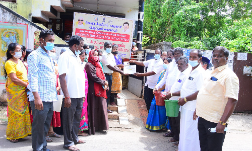 மரக்கன்று நடும் நிகழ்ச்சி