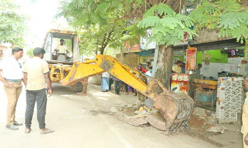செட்டிகுளம் பகுதியில் ஆக்கிரமிப்புகள் அகற்றம்