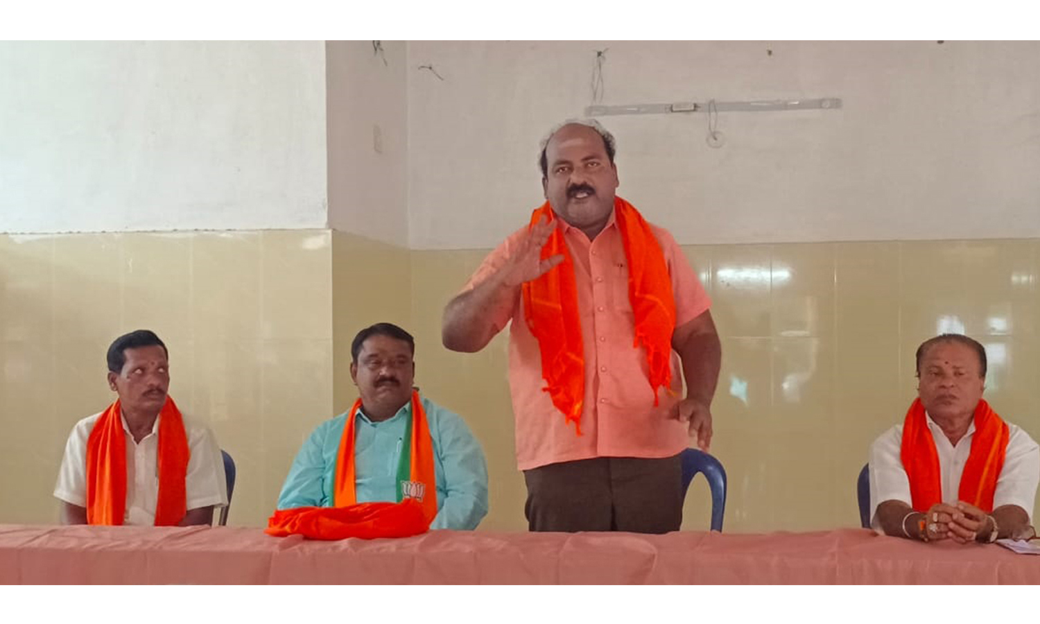 குந்தாரப்பள்ளியில் பா.ஜனதா செயற்குழு கூட்டம் குந்தாரப்பள்ளியில் பா.ஜனதா செயற்குழு கூட்டம்