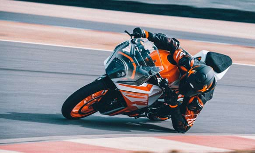 இந்தியாவில் RC சீரிஸ் விலையை திடீரென மாற்றிய கேடிஎம்