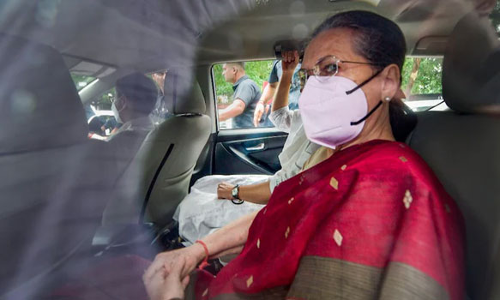 ரூ.800 கோடி கைமாறிய விவகாரம் குறித்து எனக்கு எதுவும் தெரியாது- அமலாக்கத்துறையிடம் சோனியாகாந்தி பதில்