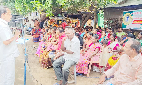 அங்கன்வாடி ஊழியர்கள் போராட்டம்