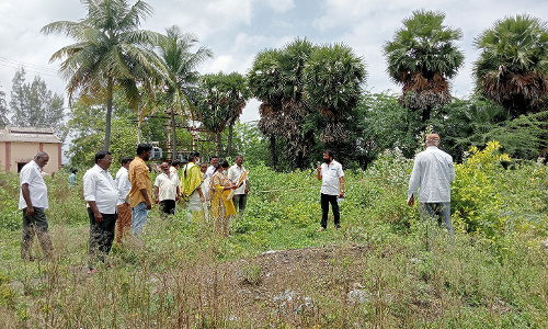 சூரமங்கலத்தில் சுடுகாட்டு இடம் ஆக்கிரமிப்பு