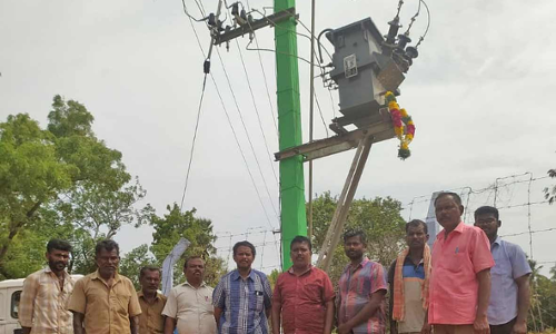 முக்கூடல் அருகே ரூ.6 லட்சத்தில் புதிய மின்மாற்றி