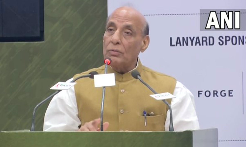 நாட்டின் பாதுகாப்பிற்கு புதிய வகை ஆயுதங்களை தயாரிப்பது அவசியம்- பாதுகாப்புத்துறை மந்திரி வலியுறுத்தல்
