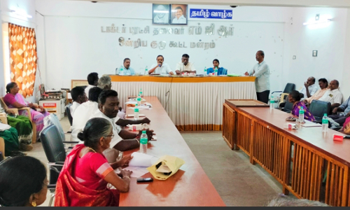 மாமன்னன் ராஜேந்திர சோழனுக்கு மணிமண்டபம் அமைக்க வேண்டும் - ஜெயங்கொண்டம் ஒன்றிய குழு கூட்டத்தில் தீர்மானம்