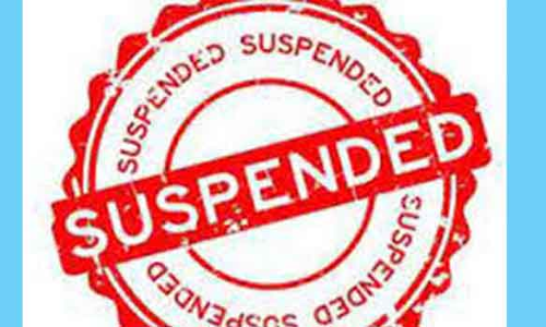 குஜராத் கள்ளச்சாராய உயிரிழப்பு விவகாரம்: 2 போலீசார் இடமாற்றம், 6 பேர் சஸ்பெண்ட்