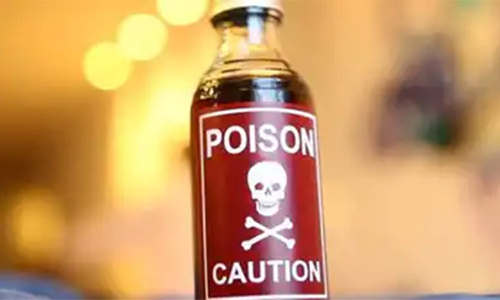 இளம்பெண் விஷம் குடித்து தற்கொலை