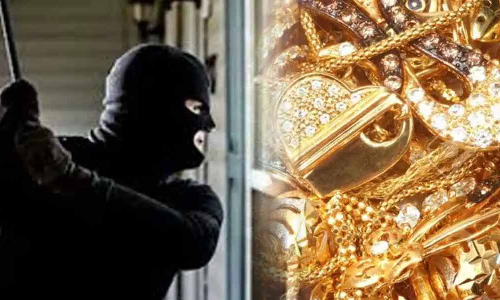 தீயணைப்பு அதிகாரி வீட்டில் கொள்ளை