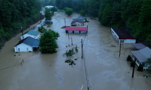 அமெரிக்காவின் கெண்டகியில் கனமழை - வெள்ளத்தில் சிக்கி 16 பேர் பலி